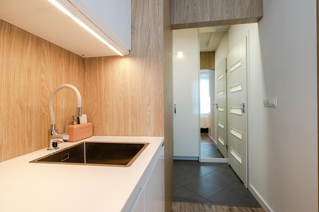 Studio Wola Apartament Kasprzaka - WiFi + smart TV Warsawa Bagian luar foto