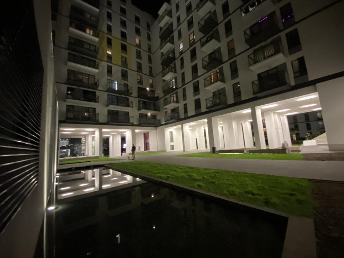Studio Wola Apartament Kasprzaka - WiFi + smart TV Warsawa Bagian luar foto